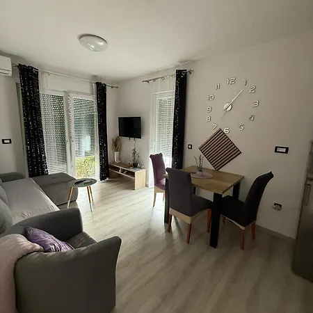 Velebit Apartamento
